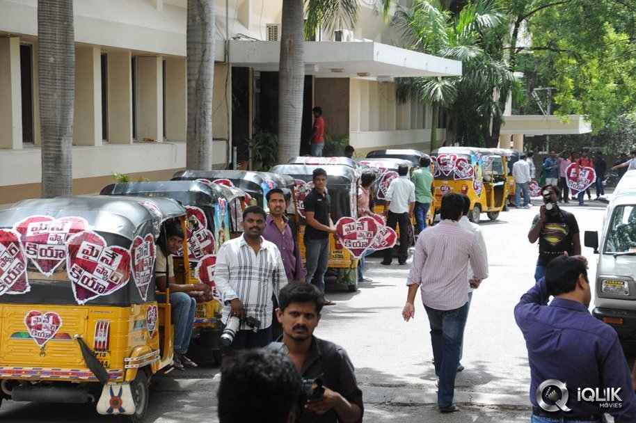 Maine-Pyar-Kiya-Movie-Team-Auto-Rally